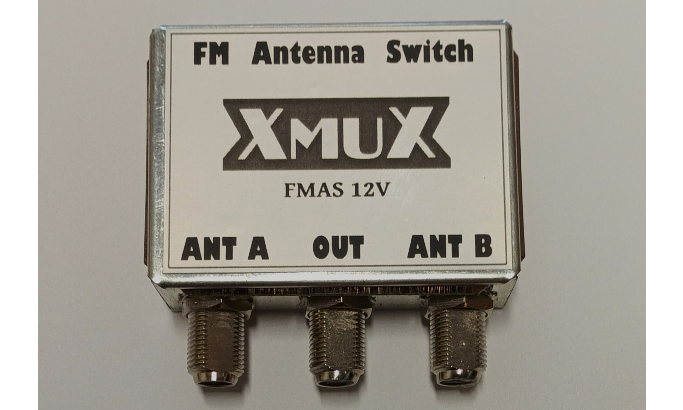 FM Antenna Switch XmuX